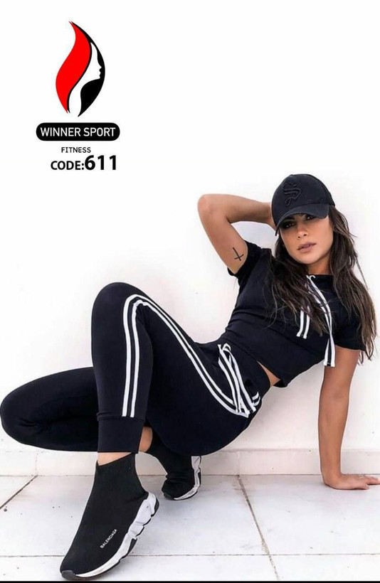 کراپ کلاهدار و شلوار زنانه دونوار مچدار